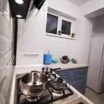 Karra - Autorizat Ministerul Turismului Apartman