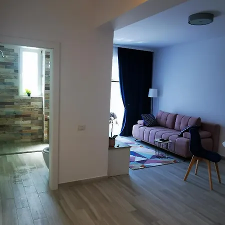 Karra - Autorizat Ministerul Turismului *