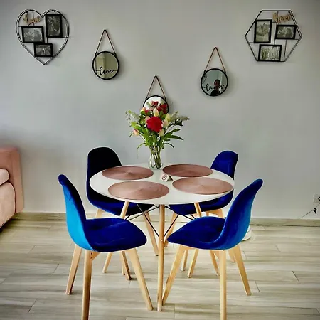 Karra - Autorizat Ministerul Turismului *