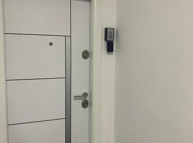 Karra - Autorizat Ministerul Turismului * Timişoara